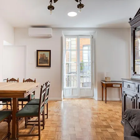 Vultus - Balcones A La Catedral - Exclusivo En El Corazon De