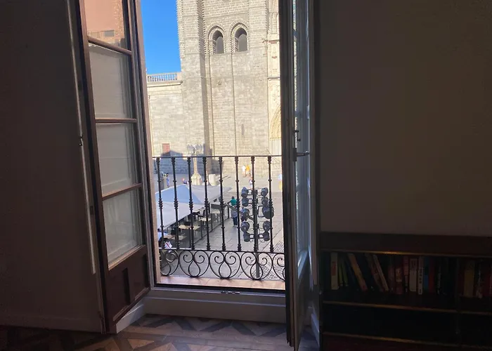 Vultus - Balcones A La Catedral - Exclusivo En El Corazon De